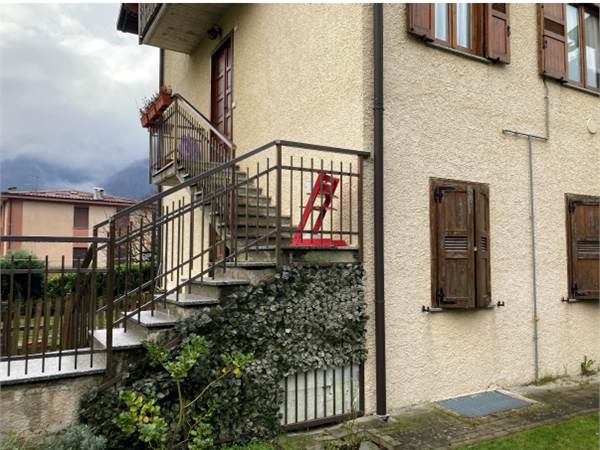 BILOCALE CON GIARDINO
