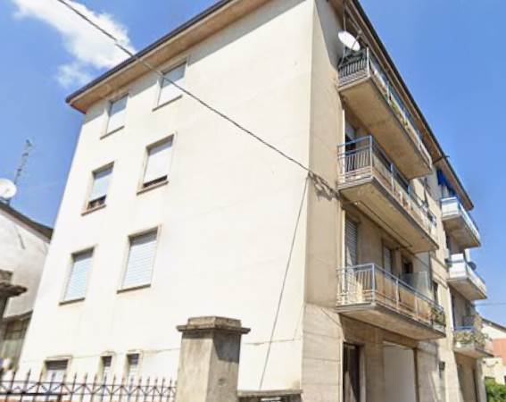 APPARTAMENTO ALL'ASTA