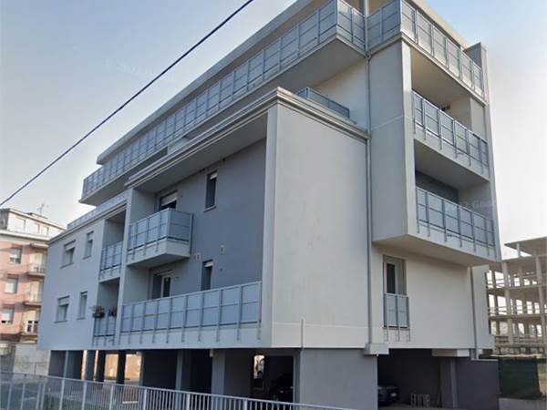 APPARTAMENTO ALL'ASTA