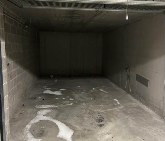 Garage in vendita a Villa Guardia