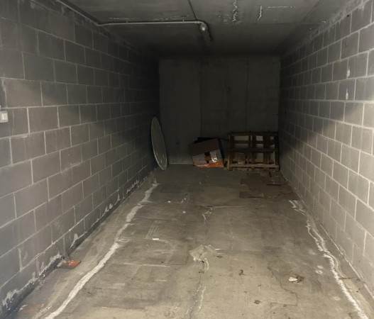 Garage in vendita a Villa Guardia