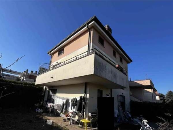 APPARTAMENTO ALL'ASTA