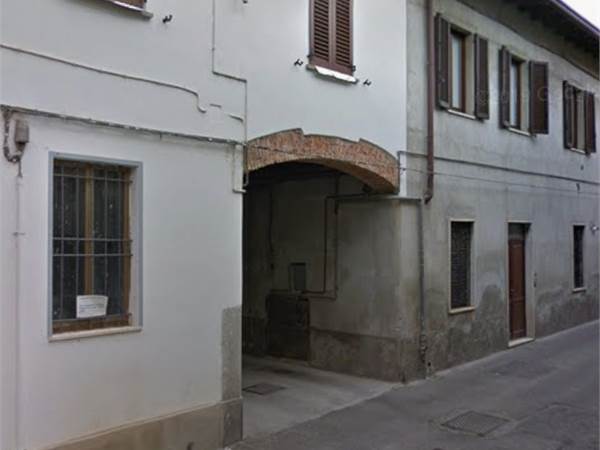 APPARTAMENTO ALL'ASTA