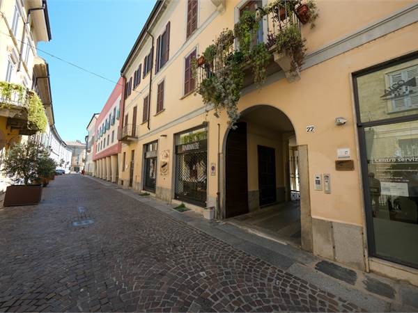 APPARTAMENTO ALL'ASTA