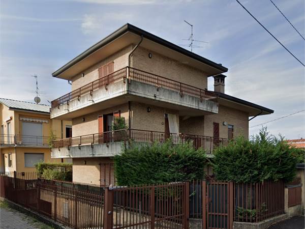 APPARTAMENTO ALL'ASTA