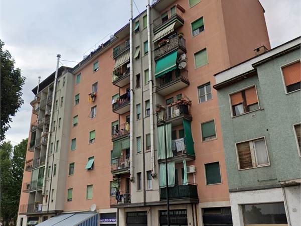 APPARTAMENTO ALL'ASTA